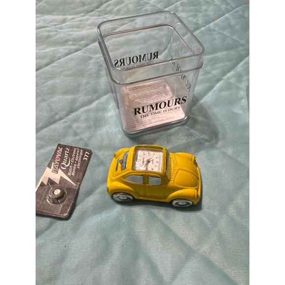 VINTAGE RARE DIE CAST VW CAR RUMOURS CLOCK VOKSWAGEN BEETLE DESIGN Yellow Read - Picture 5 of 6